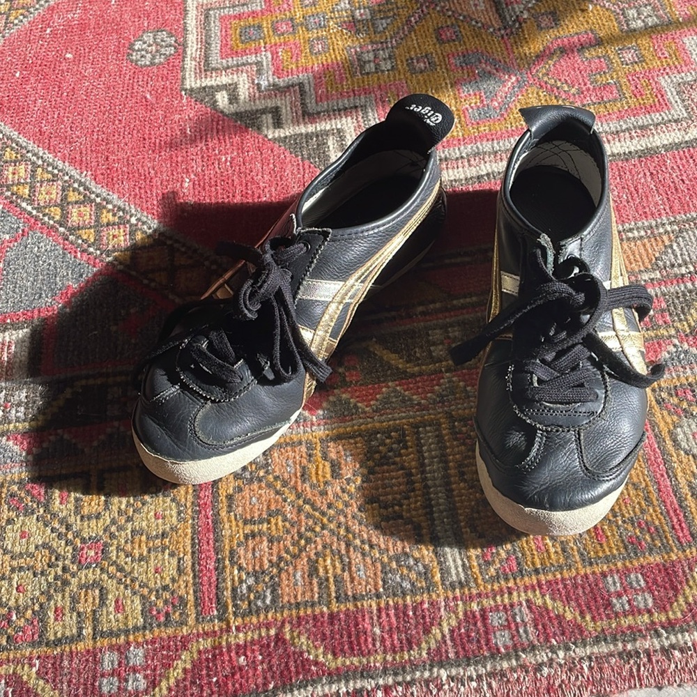 Onizuka Tiger Mexico 66 D5V2L black and gold sneakers 7